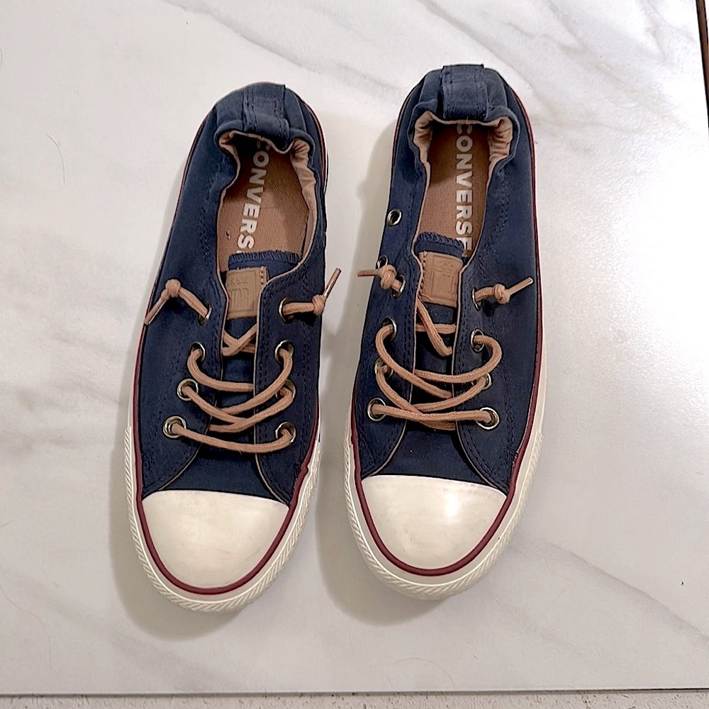Brand New-NeverWorn Womens Size 7 Converse slip on boat shoes - NW/OT